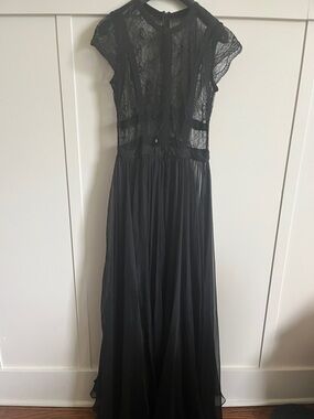 Elegant Black Lace Maxi Dress S